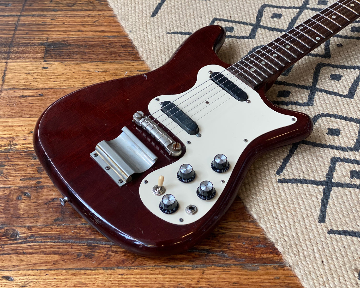 60s Epiphone Olympic Double – Found Sound