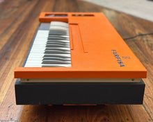 Load image into Gallery viewer, 1968 Farfisa Fast 2 - Compact Transistor Organ - Made in Italy
