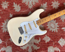 Load image into Gallery viewer, 1984 Fender Stratocaster ST57-55 &#39;E-Series&#39; - Made in Japan

