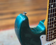 Load image into Gallery viewer, 2002 Fender CIJ Stratocaster ST62/58US
