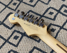 Load image into Gallery viewer, Fender 60th Anniversary American Stratocaster
