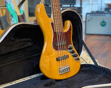 Load image into Gallery viewer, &#39;05 Fender 60th Anniversary Jazz 5 Bass - Natural w/ OHSC
