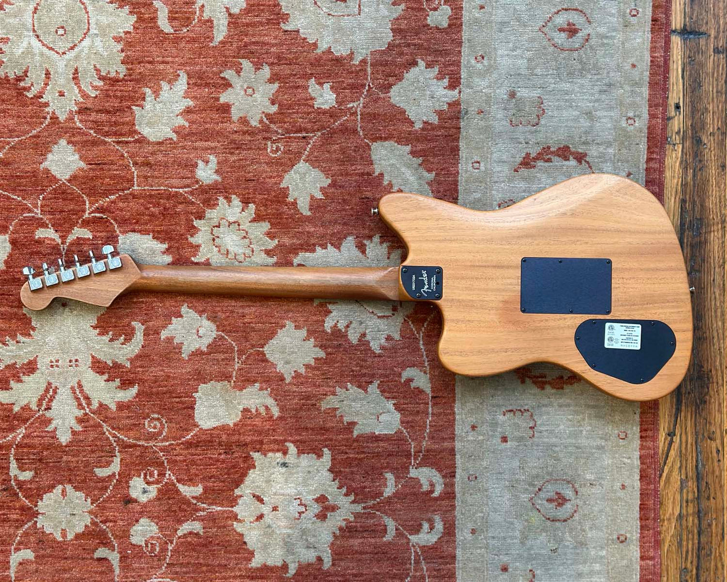 2022 Fender American Acoustasonic Jazzmaster - Natural