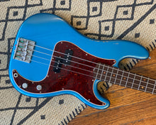 Load image into Gallery viewer, &#39;18 Fender American Original &#39;60s Precision Bass w/ OHSC
