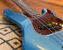 Load image into Gallery viewer, &#39;18 Fender American Original &#39;60s Precision Bass w/ OHSC
