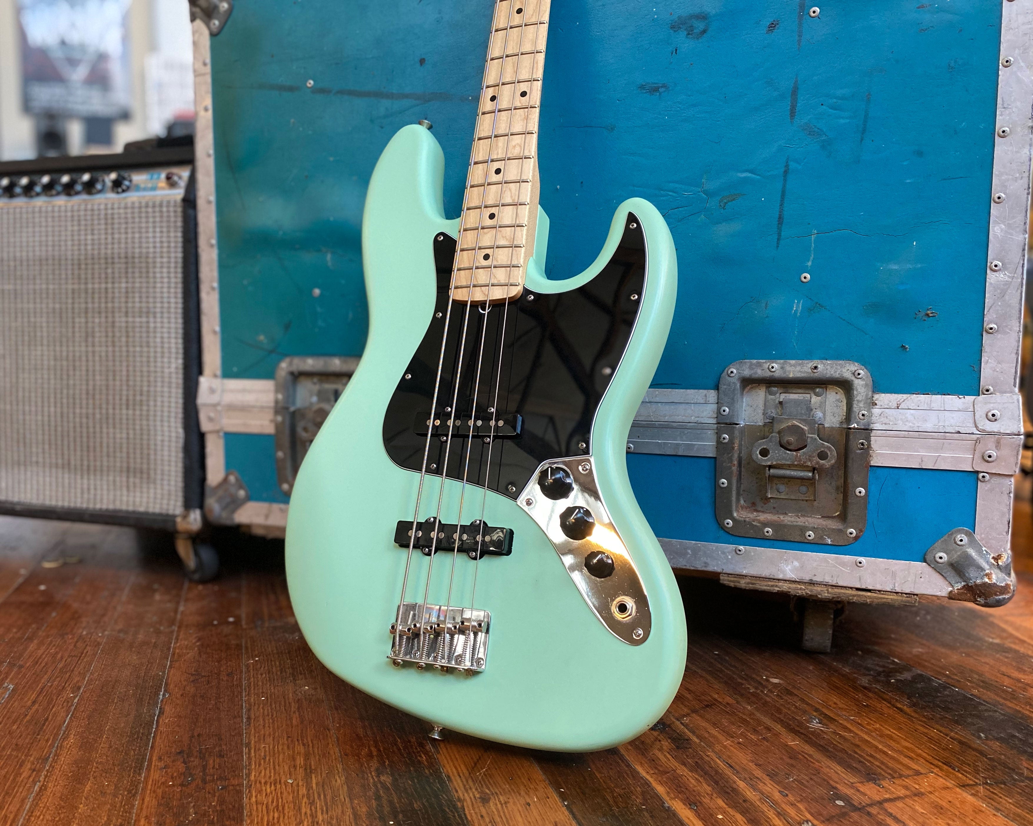 Fender American Performer Jazz Bass Found Sound
