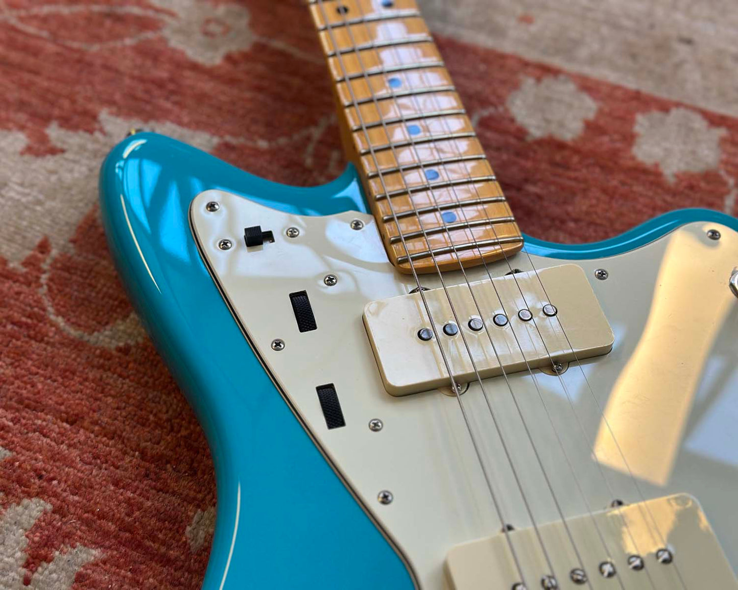 Fender American Professional II Jazzmaster - Miami Blue / Maple Neck
