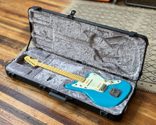 Load image into Gallery viewer, Fender American Professional II Jazzmaster - Miami Blue
