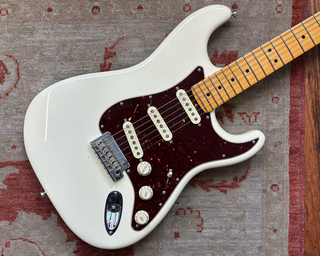 Fender American Professional II Stratocaster - Olympic White w/OHSC