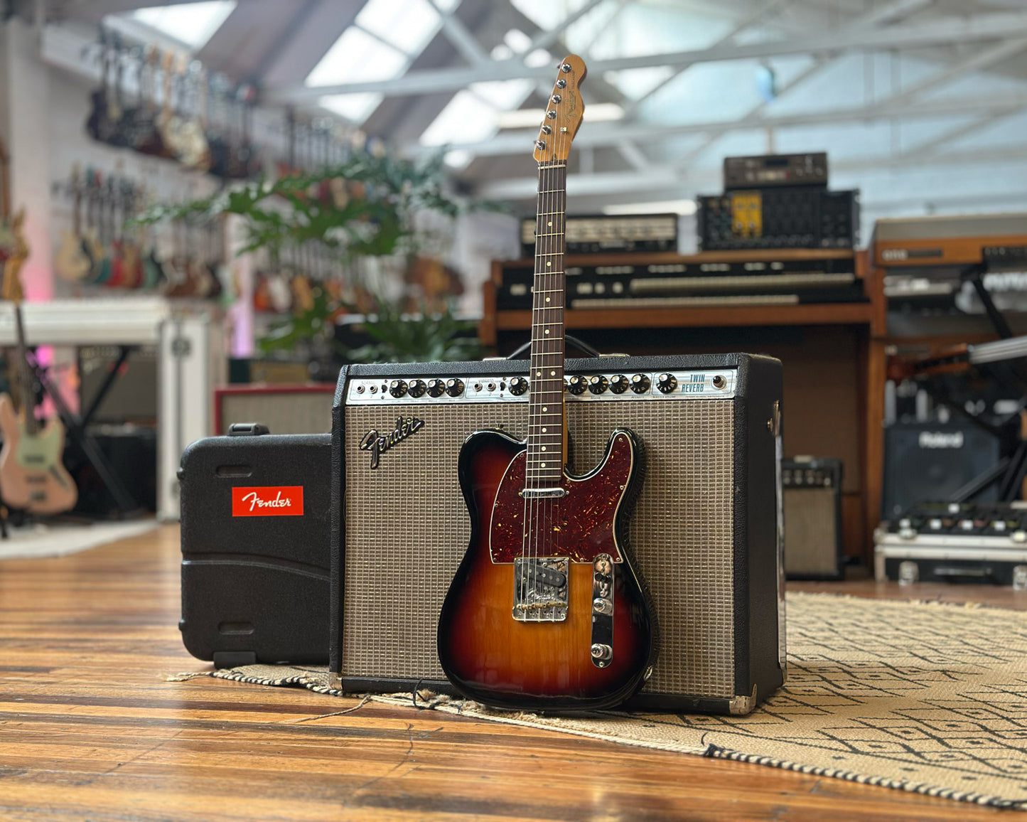 2022 Fender American Professional II Telecaster - Sunburst