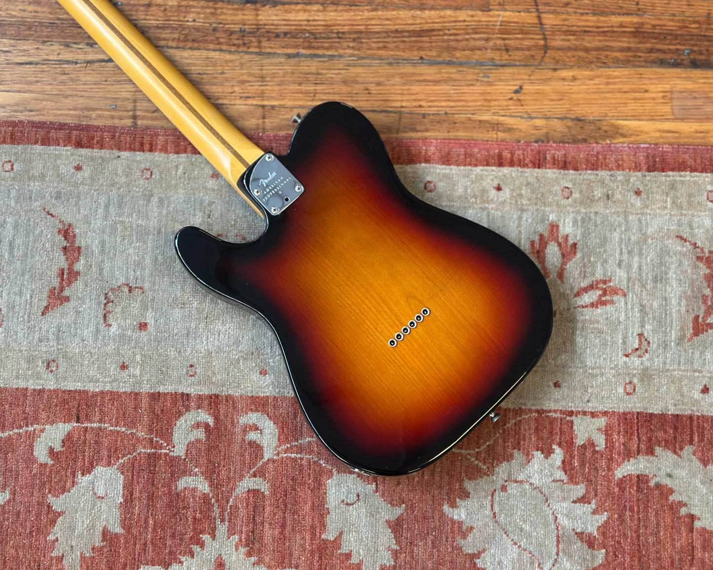 2022 Fender American Professional II Telecaster - Sunburst