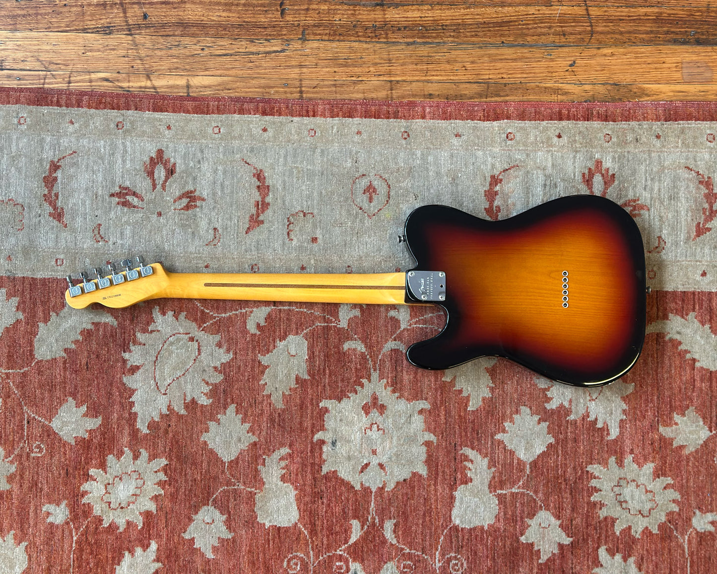2022 Fender American Professional II Telecaster - Sunburst