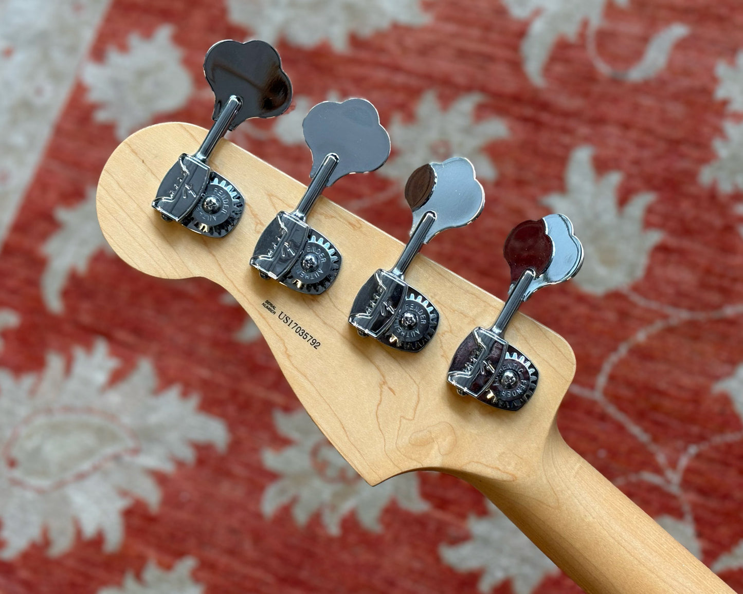 Fender American Professional Precision Bass - Antique Olive