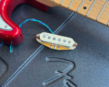 Load image into Gallery viewer, 2006 Fender American Standard Stratocaster w/ OHSC - Suhr Pete Thorn/Noiseless pickups
