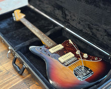 Load image into Gallery viewer, 2008 Fender American Vintage &#39;62 Jazzmaster AVRI - 3-Colour Sunburst AVRI w/ Case &amp; Lollar Pickups
