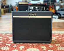 Load image into Gallery viewer, Fender Bassbreaker 18/30 Combo Amp
