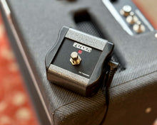 Load image into Gallery viewer, Fender Bassbreaker 18/30 Combo Amp
