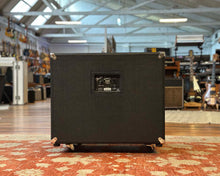 Load image into Gallery viewer, Fender Bassman 115 Neo Bass Speaker Cabinet
