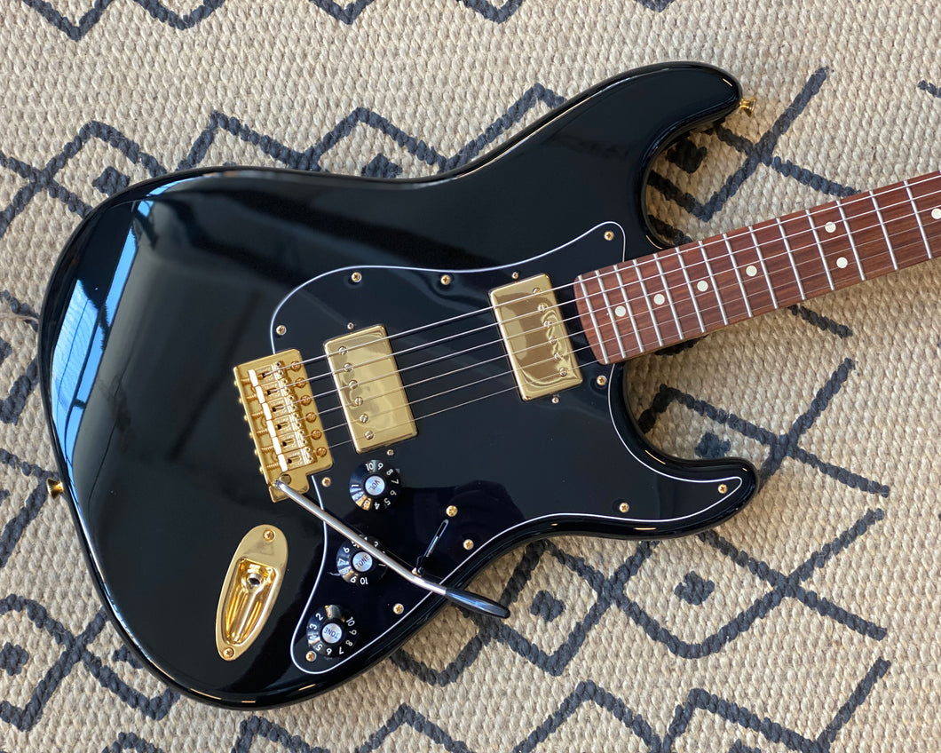 Fender Blacktop Stratocaster - Limited Edition Mahogany