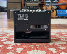 Load image into Gallery viewer, Fender Blues Junior IV 15 Watt 1x12&quot; Guitar Amplifier
