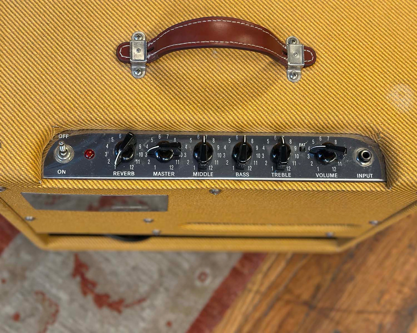 Fender Blues Junior III Ltd. Ed. Lacquered Tweed 15 Watt 1x12" Guitar Amplifier