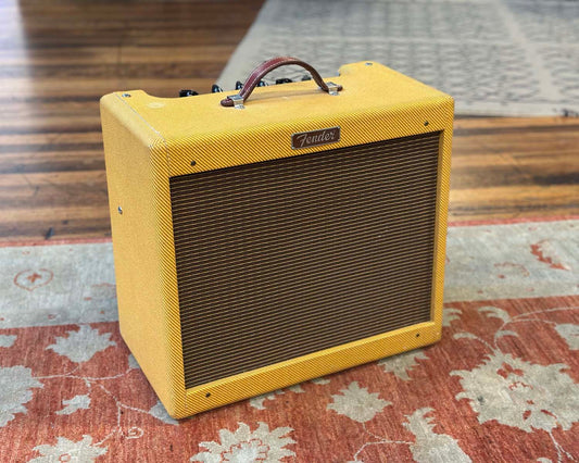 Fender Blues Junior III Ltd. Ed. Lacquered Tweed 15 Watt 1x12" Guitar Amplifier