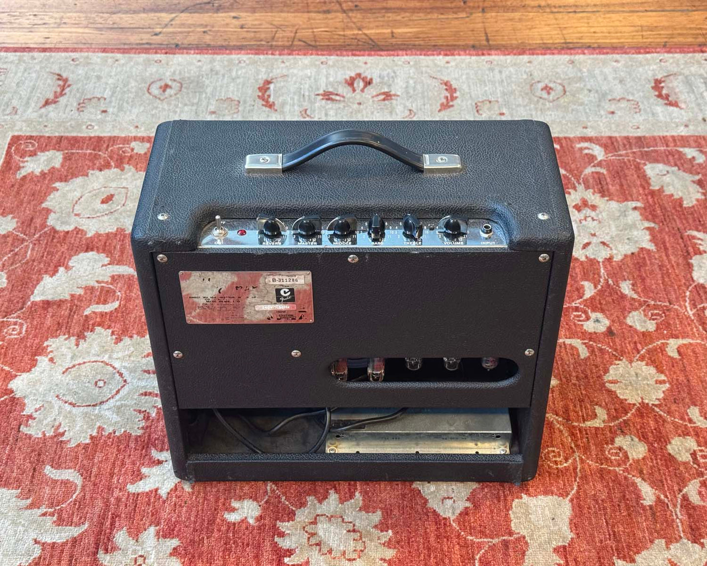 Fender Blues Junior 15 Watt 1x12" Guitar Amplifier Loaded with Celestion Blue Alnico 12