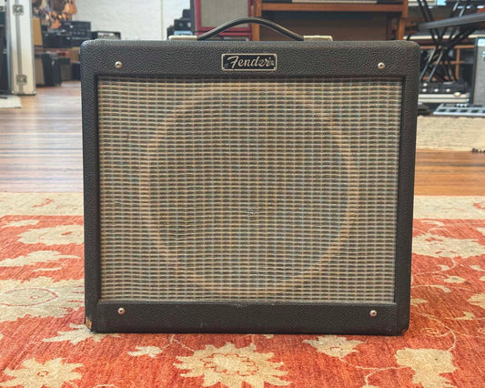 Fender Blues Junior 15 Watt 1x12" Guitar Amplifier Loaded with Celestion Blue Alnico 12