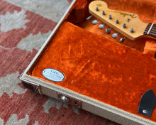 Load image into Gallery viewer, 2002 Fender Custom Shop 1960 Stratocaster Relic
