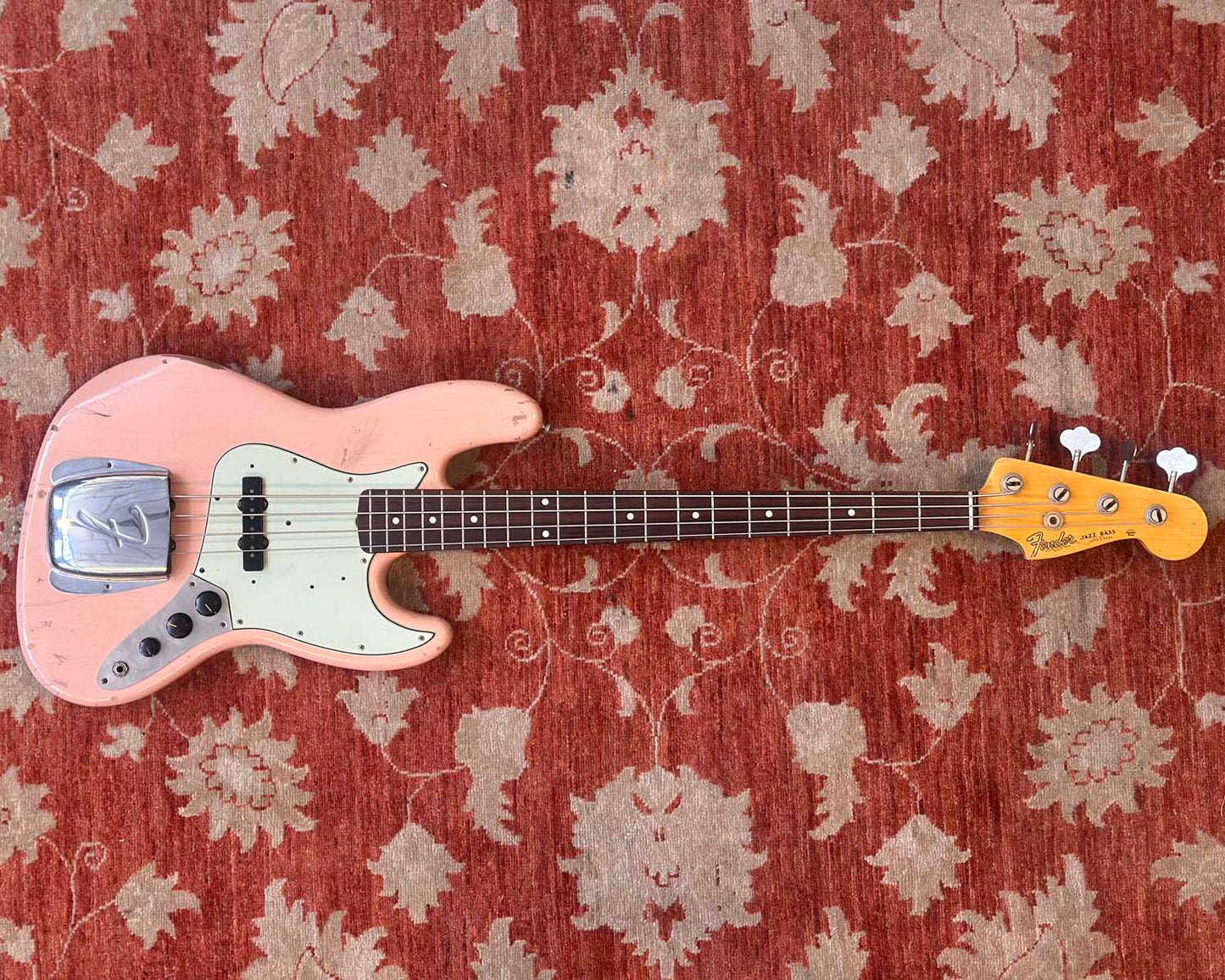 2020 Fender Custom Shop '62 Jazz Bass Journeyman Relic - Shell Pink