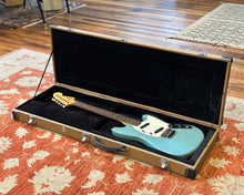 Load image into Gallery viewer, 1965 Fender Duo Sonic II
