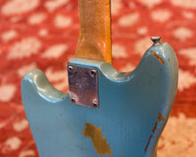 Load image into Gallery viewer, 1965 Fender Duo Sonic II
