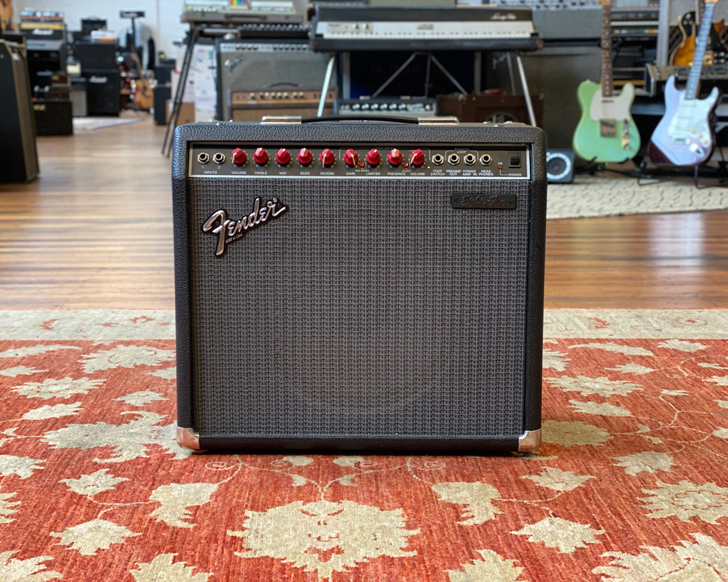 Fender Eighty-Five Solid State Combo