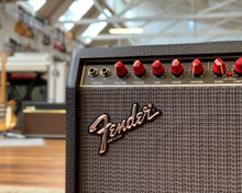 Load image into Gallery viewer, Fender Eighty-Five Solid State Combo
