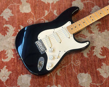 Load image into Gallery viewer, Fender Eric Clapton Stratocaster &quot;Blackie&quot;
