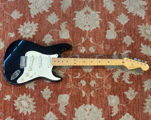 Load image into Gallery viewer, Fender Eric Clapton Stratocaster &quot;Blackie&quot;
