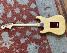 Load image into Gallery viewer, Fender FSR American Special Stratocaster HSS Ash w/Fender Case
