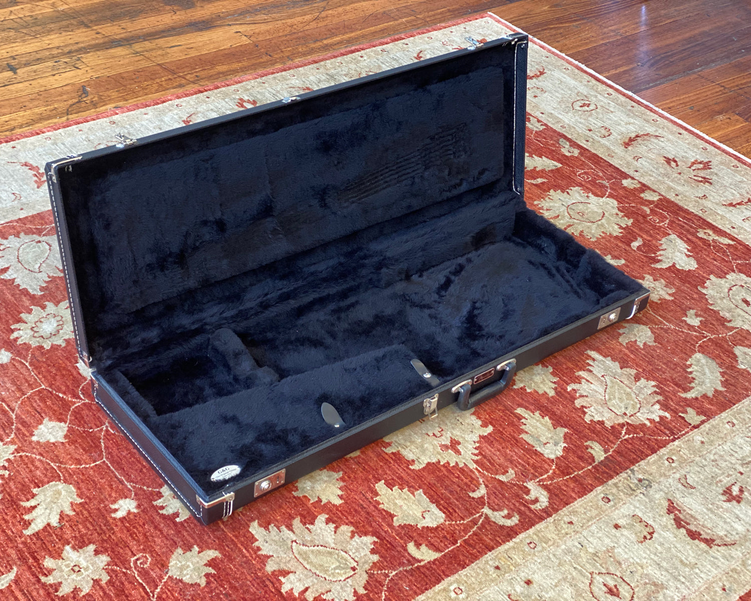 Fender G&g Deluxe Hardshell Strat Case Hard Fender G&G Deluxe