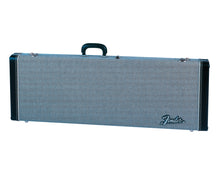 Load image into Gallery viewer, Fender G&amp;G Deluxe Strat/Tele Hardshell Case - Black Tweed with Black Interior
