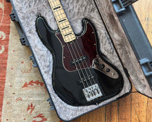 Load image into Gallery viewer, Fender Geddy Lee Signature Jazz Bass w/OHSC
