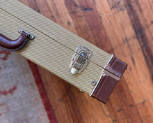 Load image into Gallery viewer, Fender Classic Series Tweed 6-Guitar Case Stand
