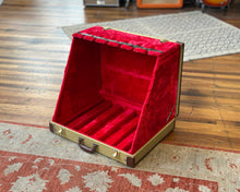 Load image into Gallery viewer, Fender Classic Series Tweed 6-Guitar Case Stand
