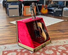 Load image into Gallery viewer, Fender Classic Series Tweed 6-Guitar Case Stand
