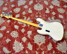 Load image into Gallery viewer, 2000 Fender JB62 Jazz Bass Modified Active - Crafted in Japan
