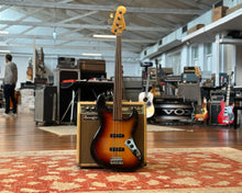 Load image into Gallery viewer, 1993 Fender JB62 FL Fretless Jazz Bass - Jaco Style - Made in Japan (Fujigen)
