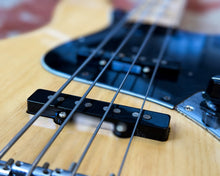 Load image into Gallery viewer, Fender JB75-90US Jazz Bass
