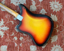 Load image into Gallery viewer, 1965 Fender &#39;L Series&#39; Jaguar - Sunburst (3.9kg)
