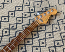 Load image into Gallery viewer, Fender Jazz Bass V
