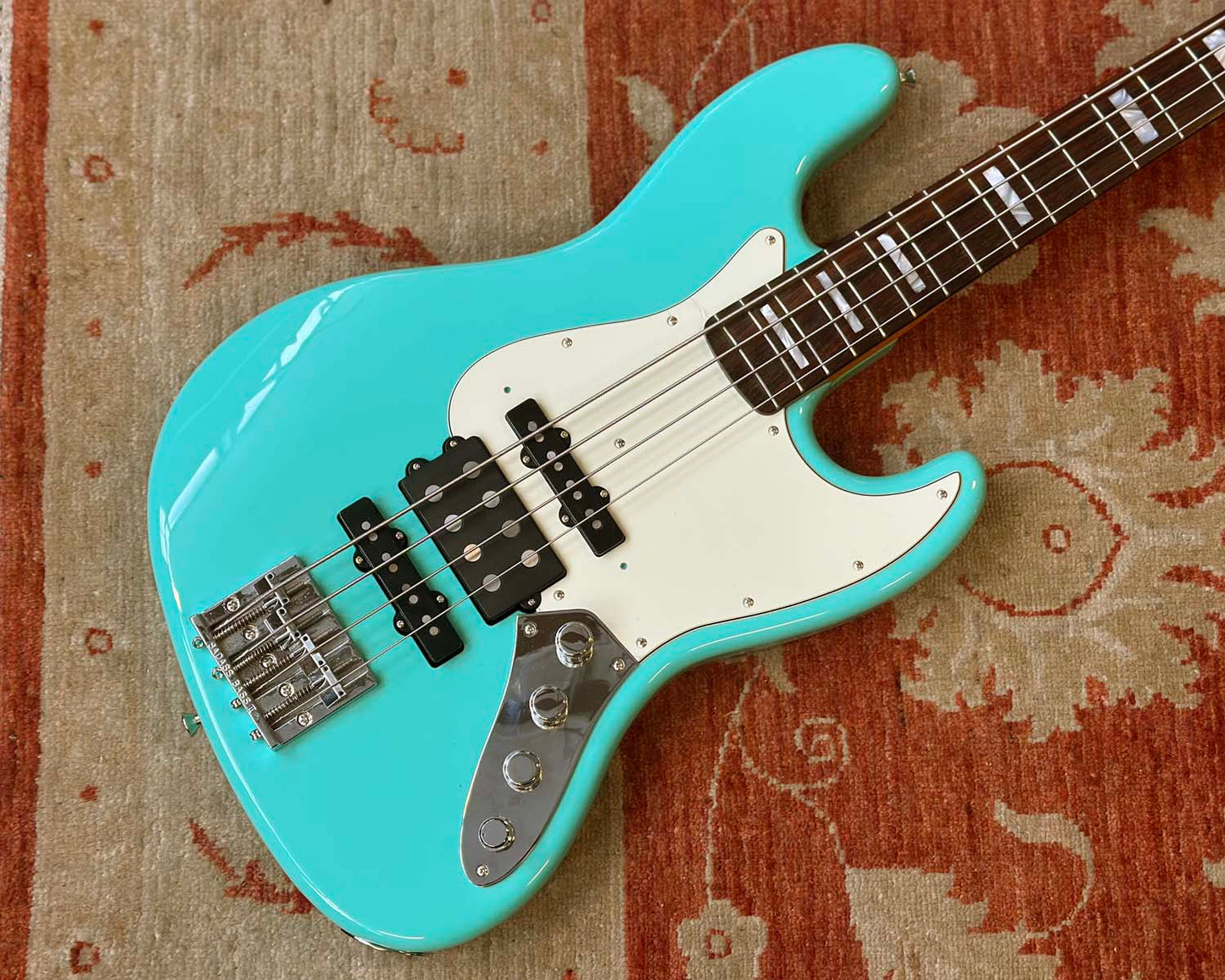 Fender Jino Jazz Bass - Seafoam Green