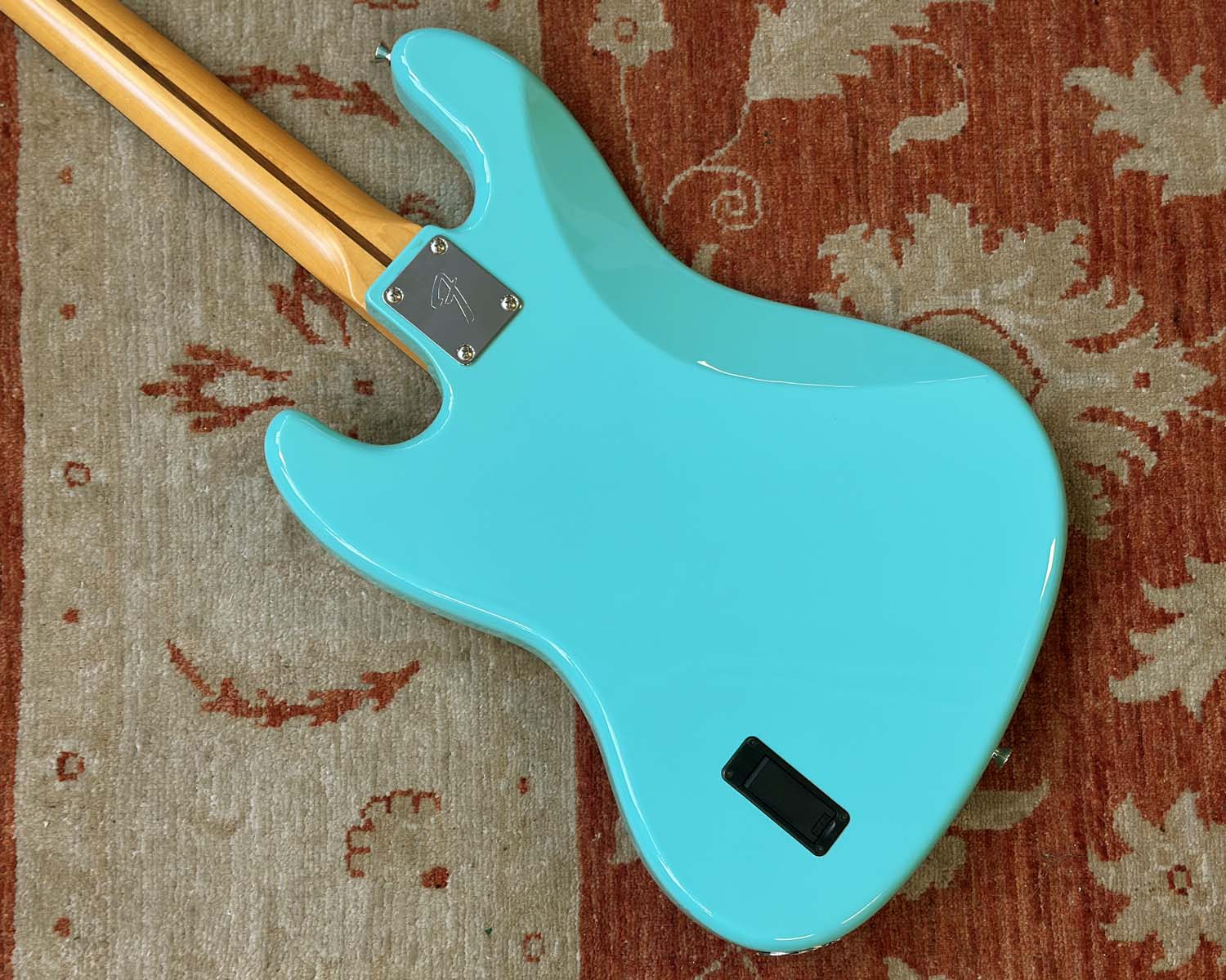 Fender Jino Jazz Bass - Seafoam Green – Found Sound
